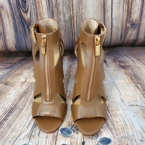 MICHAEL KORS  Anya Open Toe Sandal - Picture 6 of 13